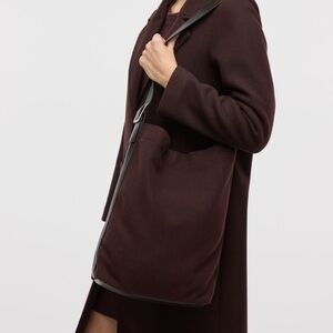Reitmans Felt Bucket Bag in Wine